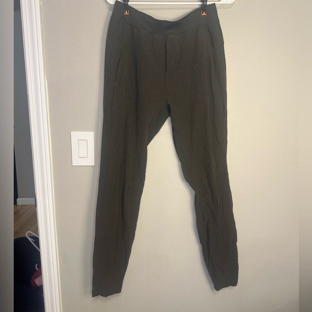 lululemon athletica Men's Dark Green Joggers